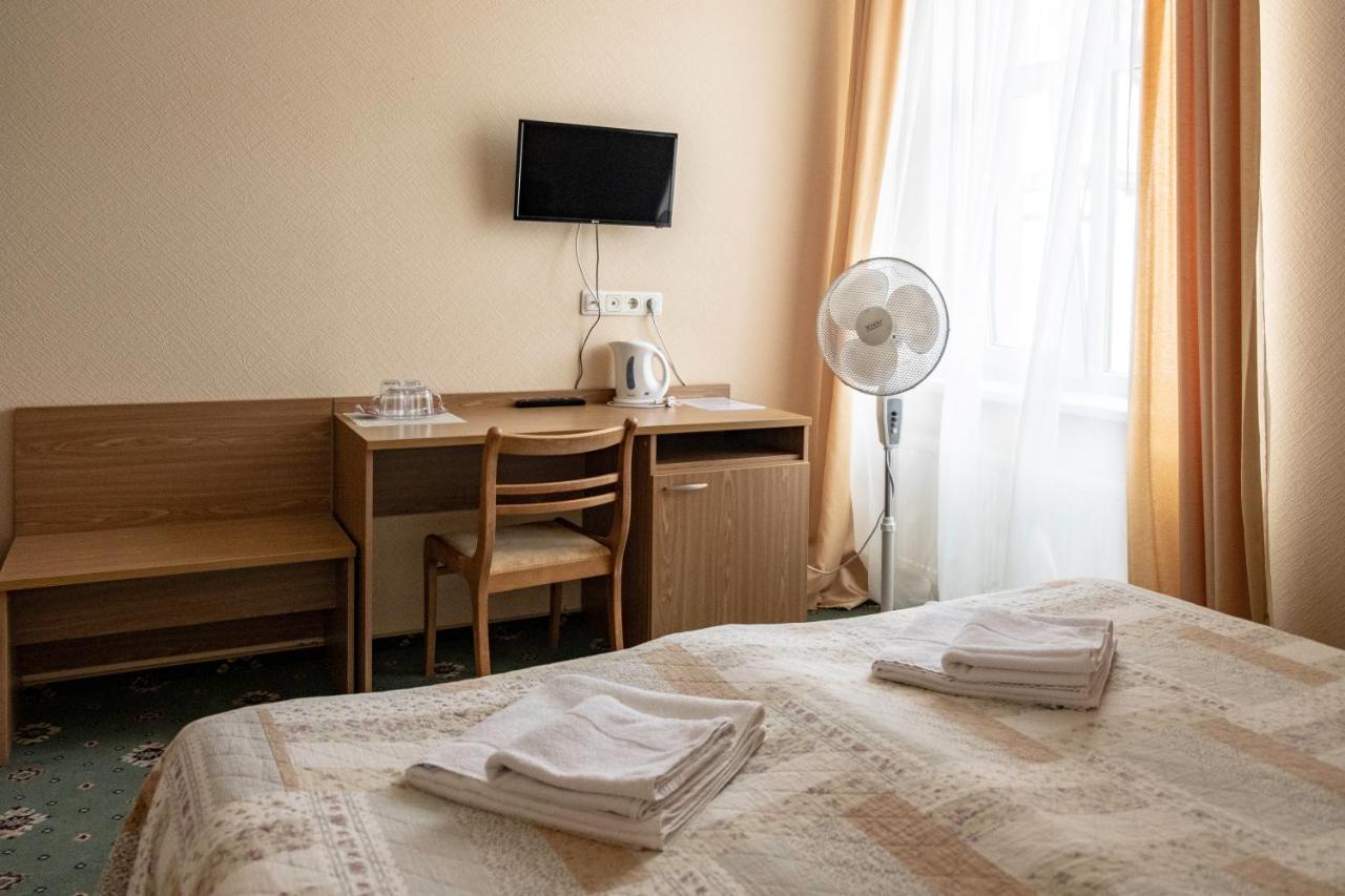 Annabella Hotel Riga Exterior photo